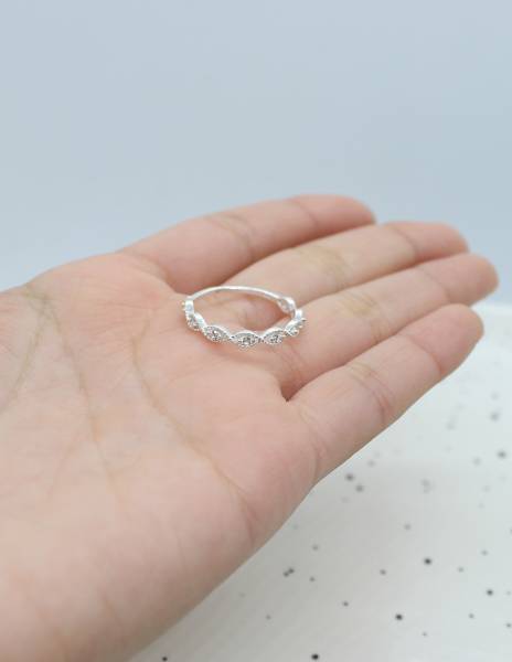 Anillo de Plata con Circones 2